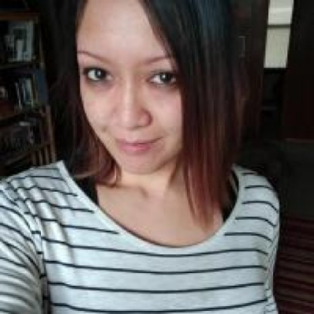 Meet your Posher, Tia